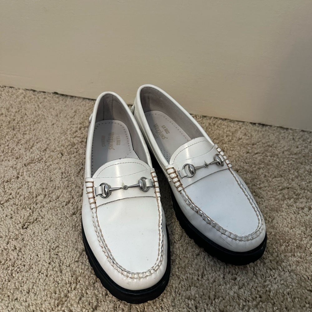 Bass Weejun Women’s Lug Sole White Loafers